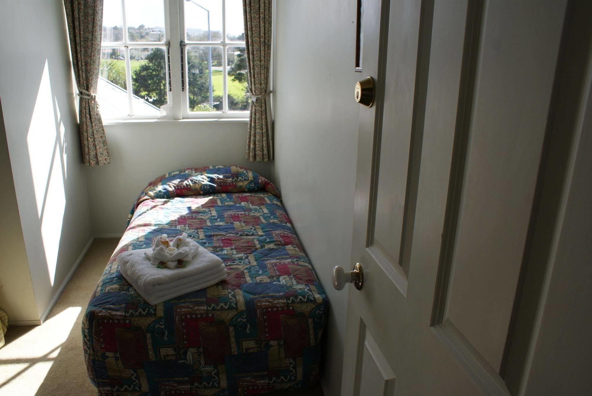 Warkworth Lodge Bagian luar foto