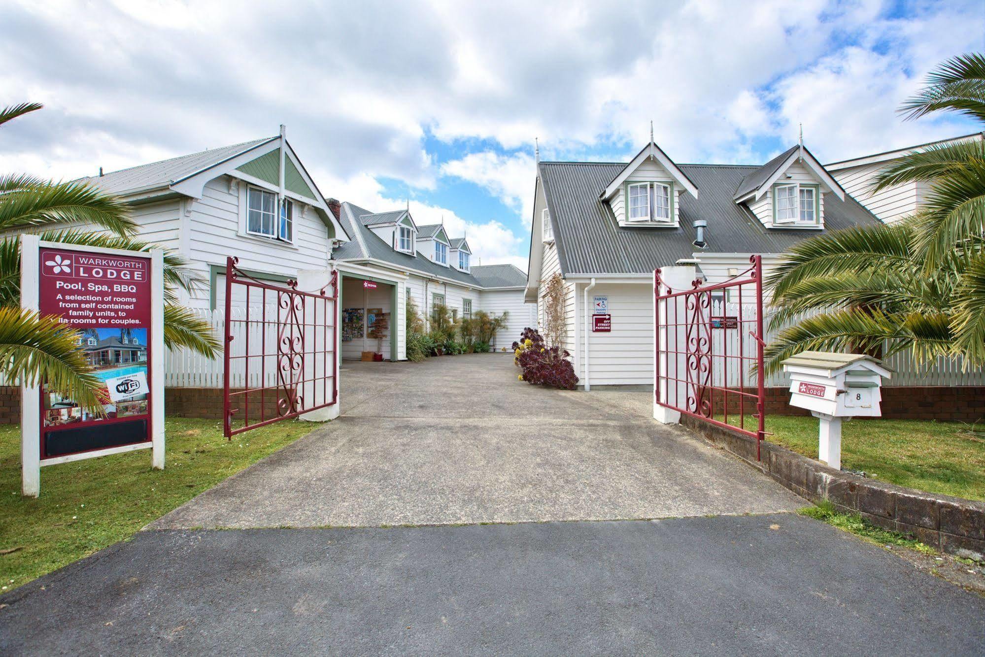 Warkworth Lodge Bagian luar foto